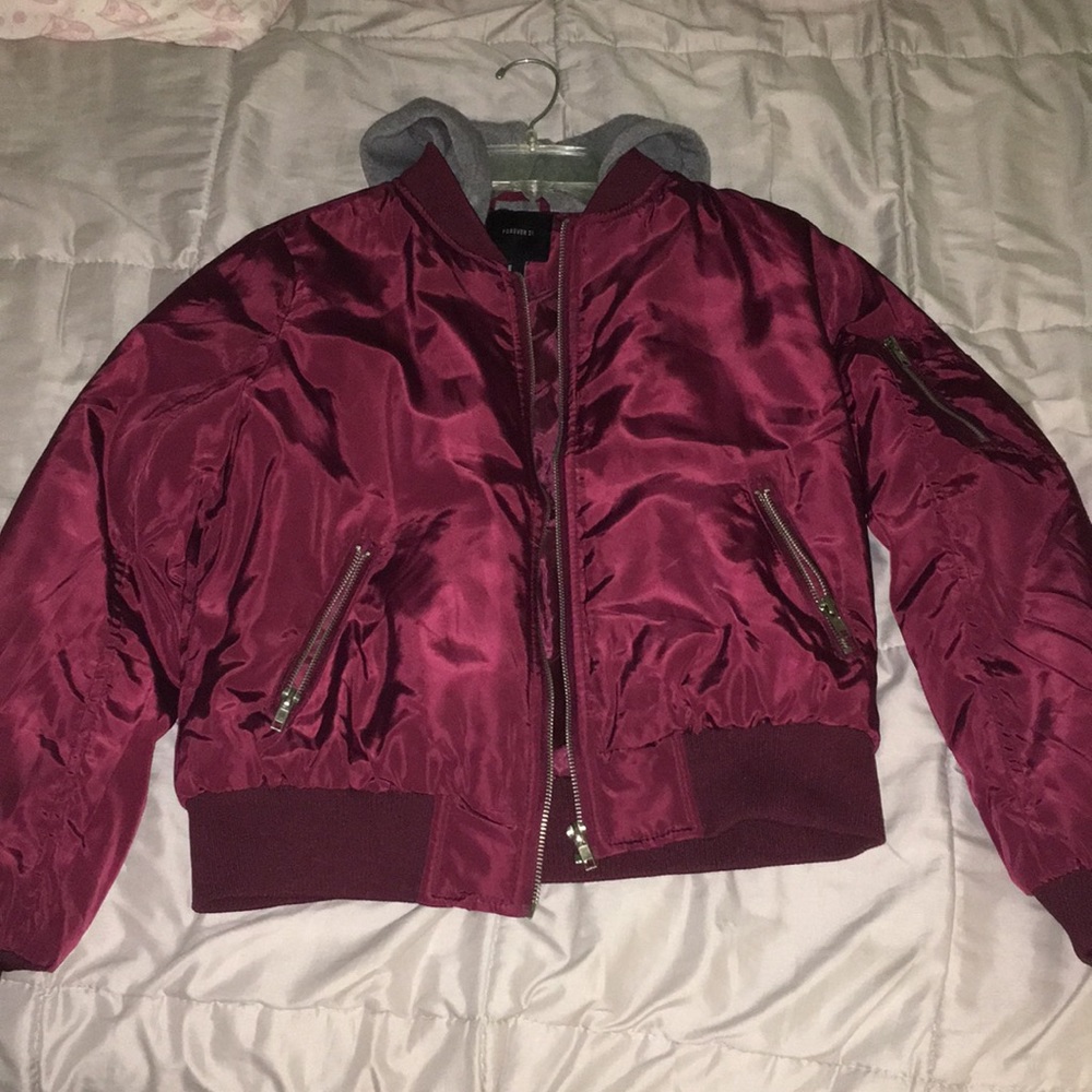 Forever 21 maroon bomber jacket